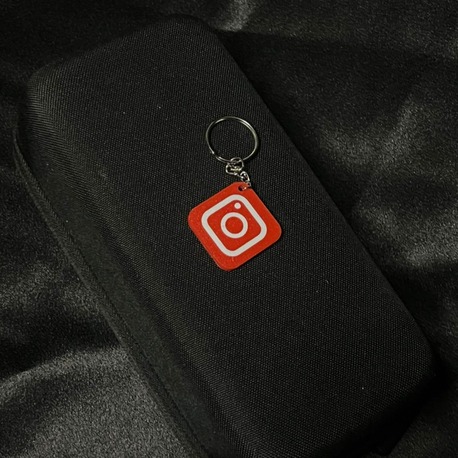 ✔️ NFC Özellikli Sosyal Medya Anahtarlığı