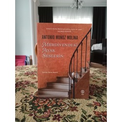 Merdivendeki Ayak Seslerin - Antonio Munoz Molina 