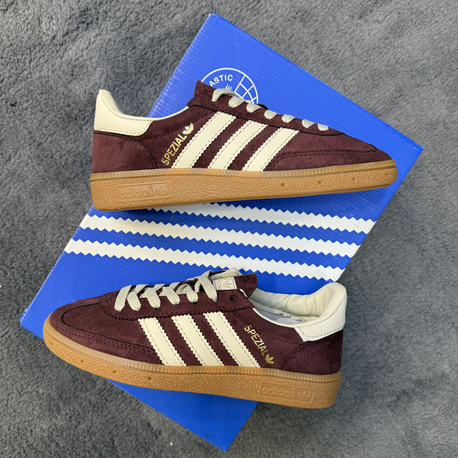 Spezial Bordo Kadın Modeli