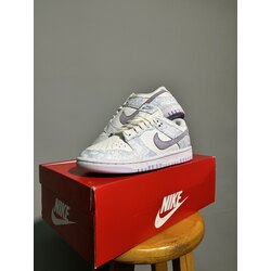 Dunk Low Purple Pulse (37-40)
