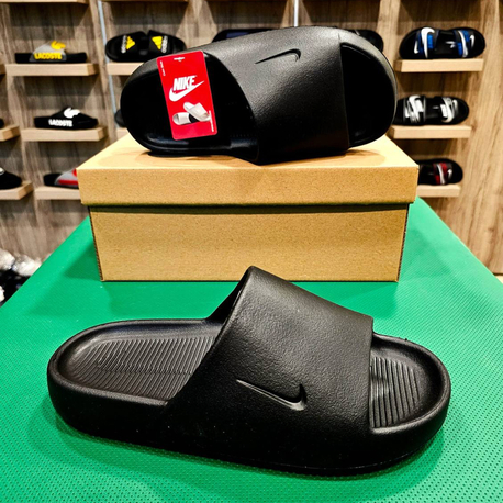 Nike Slide Calm (40-45)