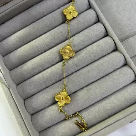Çelik Gold Trend Yonca Bileklik