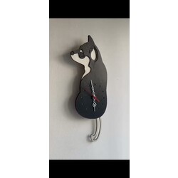 köpek figürlü saat 