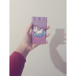 El yapımı isteğe özel tasarım power bank.