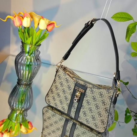 Guess ginevra