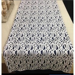 delik işli dantelli  runner
