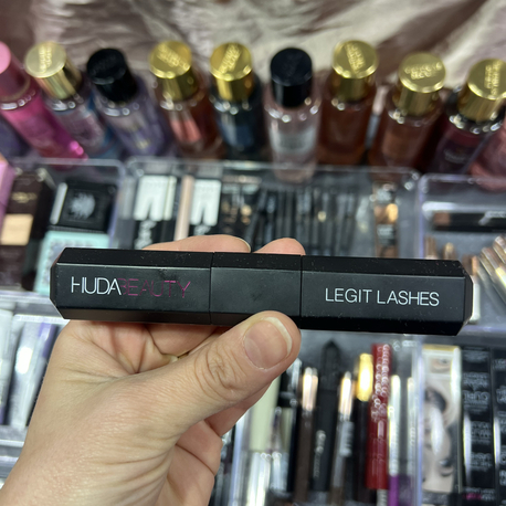 HUDA BEAUTY MASKARA
