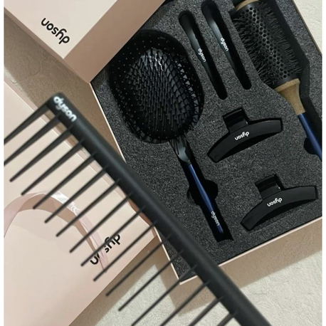 DYSON KUTULU FIRÇALI SET