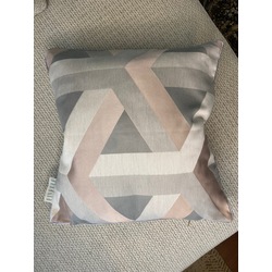 Pinkola Home Klasik Parlak Geometrik Desenli Dolgulu Kırlent