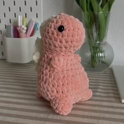 mini dino plushie