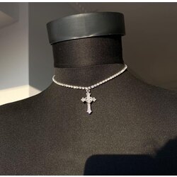 su yolu haç choker 