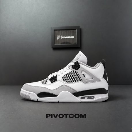 Nike Air Jordan 4 Retro “Military Black”
