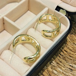 Gold Halka Çelik Küpe