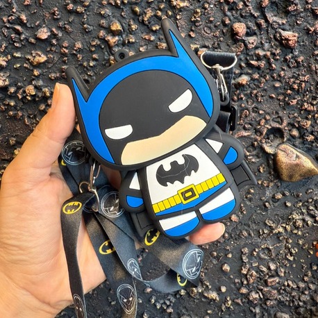 ERKEK ÇOCUK BATMAN SİLİKON ÇANTA