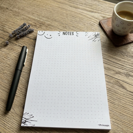 Noktalı Desenli Notepad