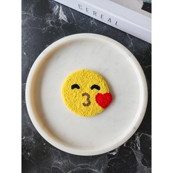 Kalpli Öpücük Smiley Bardak Altlığı