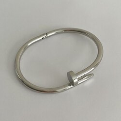 Çelik çivi model kelepçe