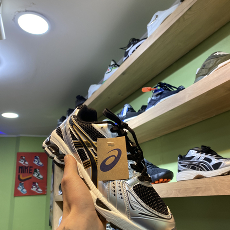 Asics kayan