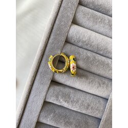 çiçekli mineli sarı küpe