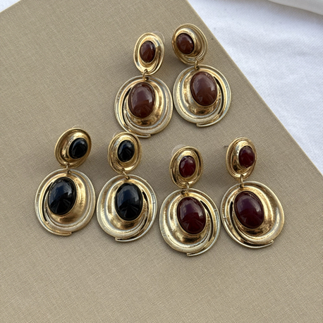 Marka vintage küpe
