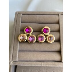 Pembe taşlı küpe