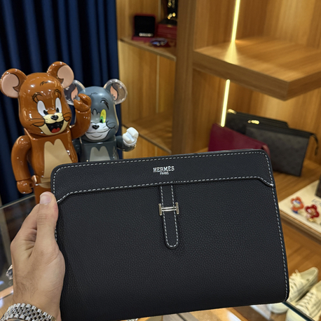 Hermes Clutch