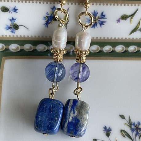 Lapis lazuli, Ceyt ve İnci Taşlı Küpe