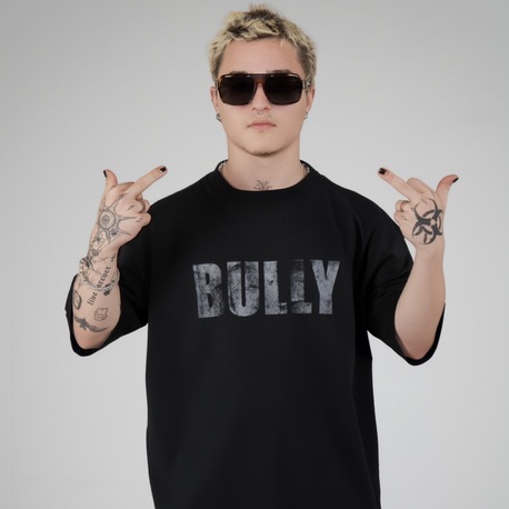 BULLY T-SHIRT