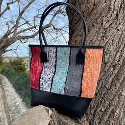 HYMNIYA TOTE BAG