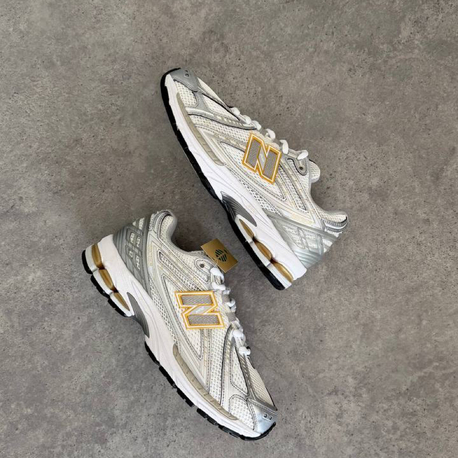 New Balance 1906R White Silver Metallic Gold 