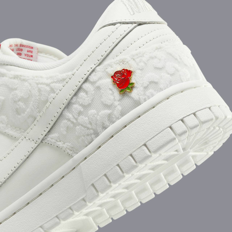 Dunk Low “ You Deserve Flowers”
