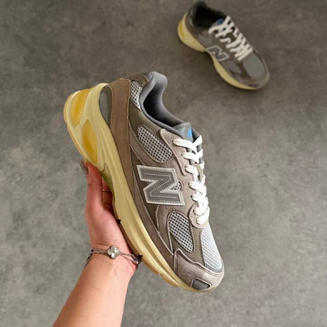 New Balance 2010 “Grey Day” 