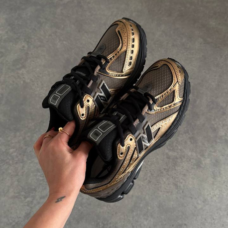 New Balance 1906r Gold Bronze 