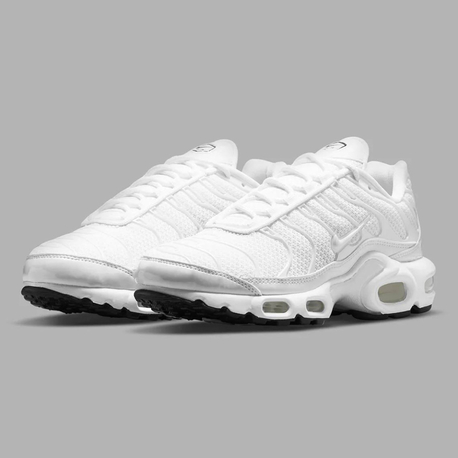 Air Max Plus TN “Triple White” 