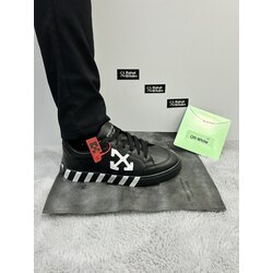 Off-White Deri Ok Tasarımlı Sneaker – Siyah