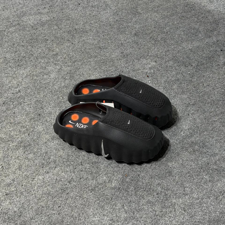 Nike Mind 001