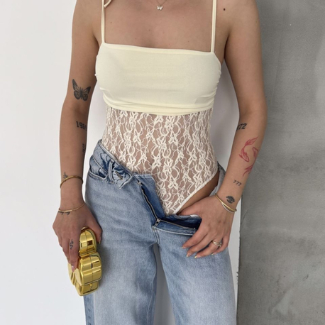 Sarı Dantelli Bodysuit