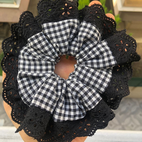 Fistolu siyah pötikare simit toka