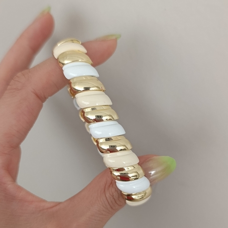 14K Renkte Seramik Kaplama Lastikli Bileklik 
