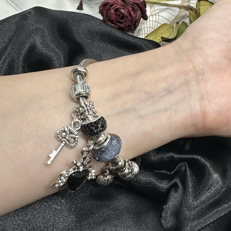 Dark Romance Charm Bileklik