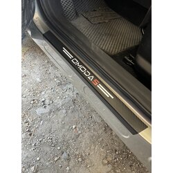 Chery Karbon folyo kapı eşiği