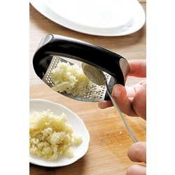 LFC Yeni Sarımsak Ezici Paslanmaz Çelik Garlic Press