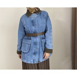 Kadife Yaka ve Manşetli, Deri Kemerli Kot Ceket