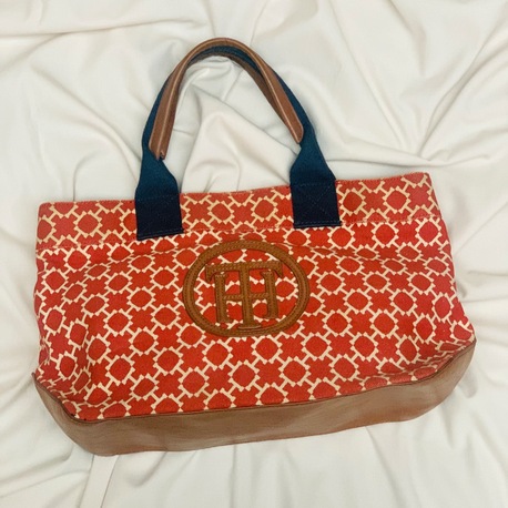Tommy Hilfiger Kol Çantası 