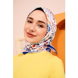 Çiçek Tarlası Twill Eşarp Mavi