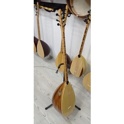 saz 