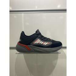 Adidas “black-red”