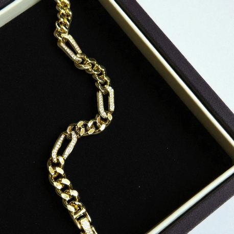 Lisa Vip Gold Renk Bileklik