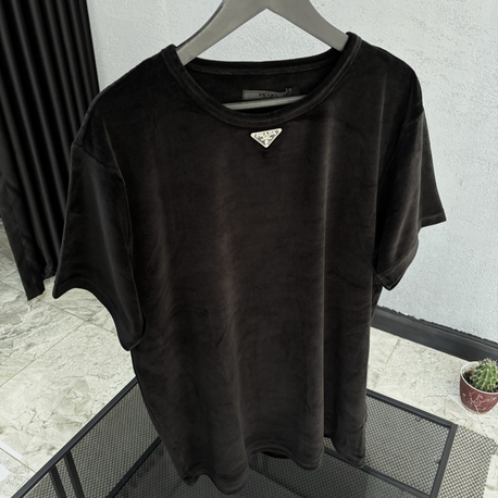 PRADA Premium Tshirt