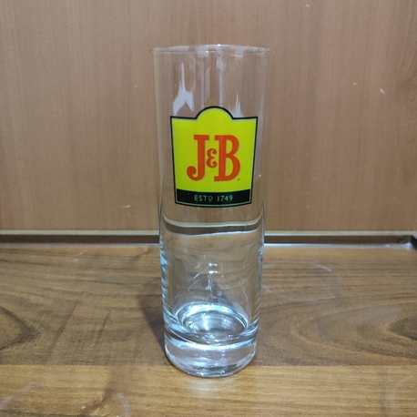 J&B viski uzun bardak